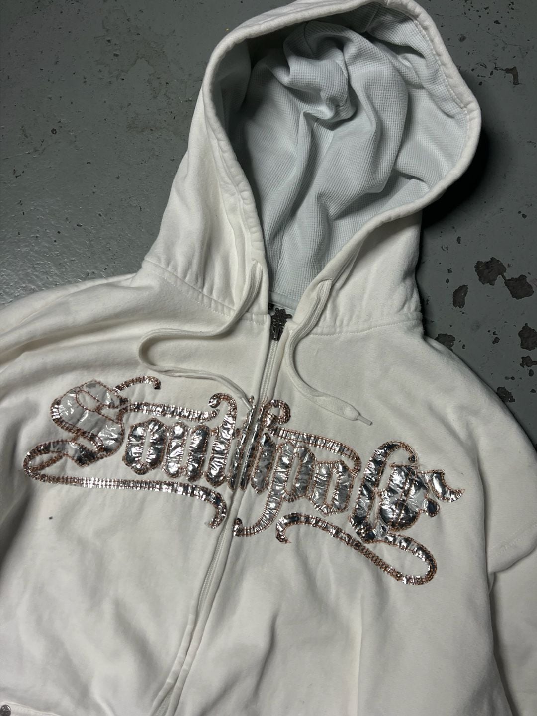Product thumbnail 3