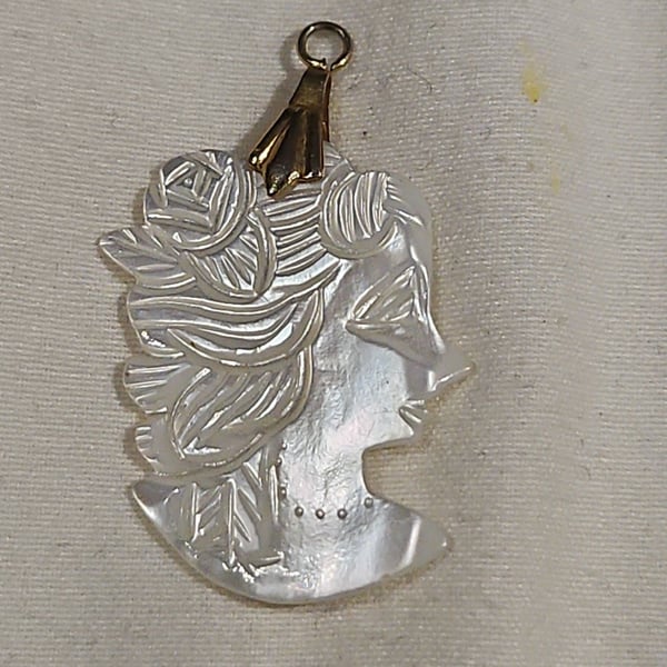 Vintage Mother of Pearl Cameo Pendant with Rose and Profile Design and Gold Tone