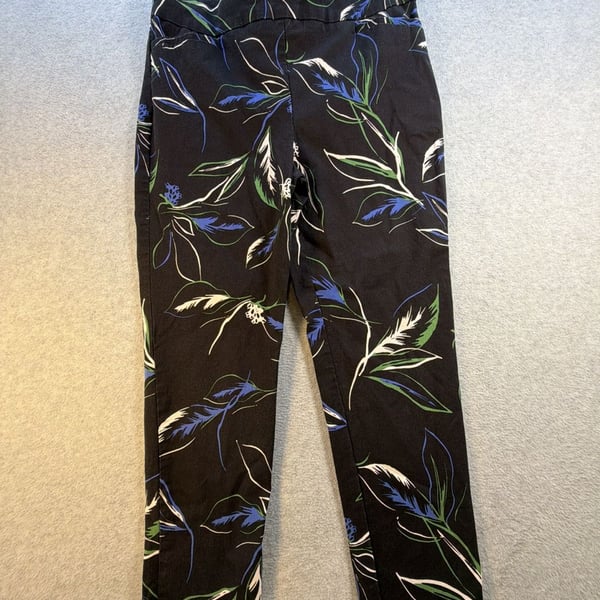 Chico's Palm Print Brigitte Slim Pull-On Crop Pant Size 8P Black Blue Green