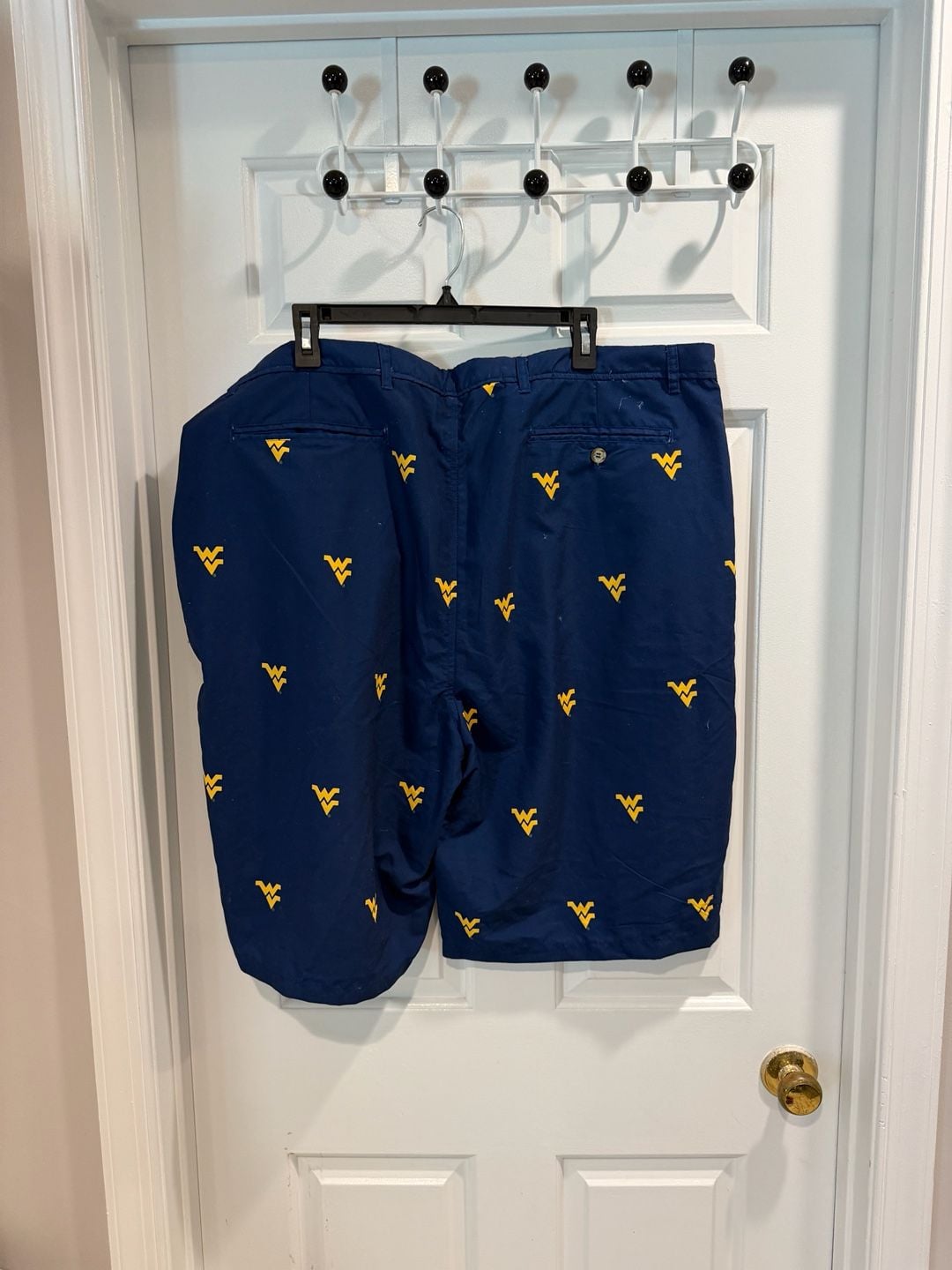 NWT Ovation Game Changer WVU Mountaineers Shorts Sz 44 3