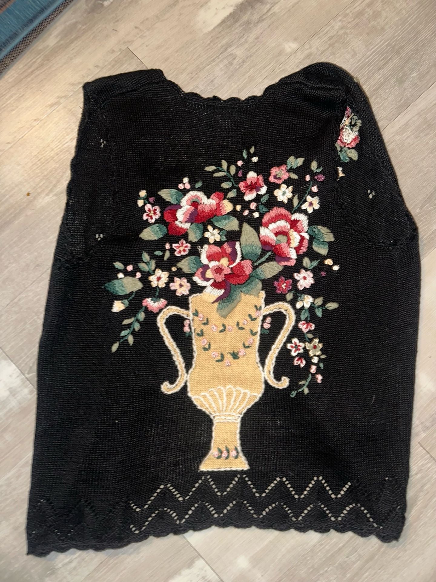 Capacity Petite Large Black Floral Embroidered Knit Sweater Vest with Scalloped 8