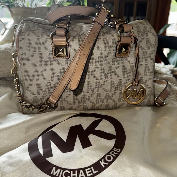 Michael Kors Grayson Signature Monogram Medium Satchel Bag Cream PVC w/dustbag