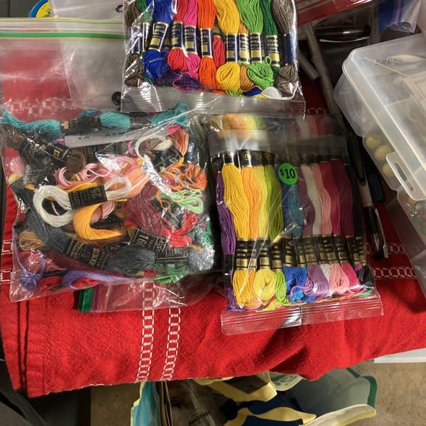 Iris Craft Thread ,6-Strand Embroidery Floss,plus extra floss