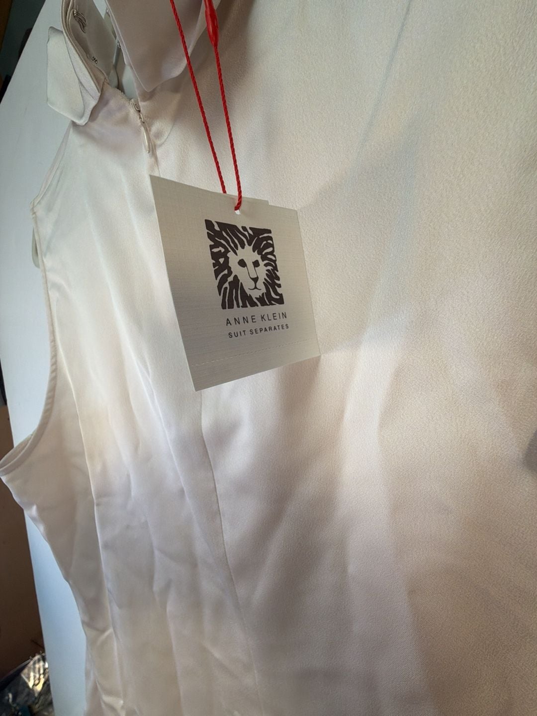 Anne Klein Ivory Sleeveless Cowl Neck Top Size 16 5