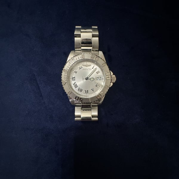 Invicta Angel 14320 Women's Quartz Watch battery included