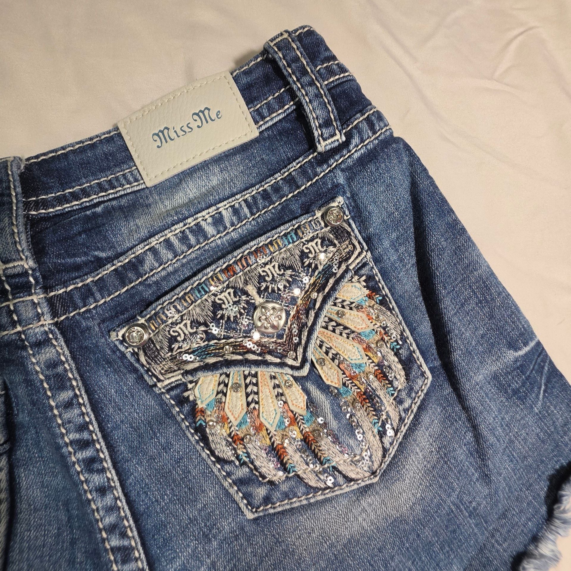 Miss Me Embroidered Denim Shorts Size 27 2