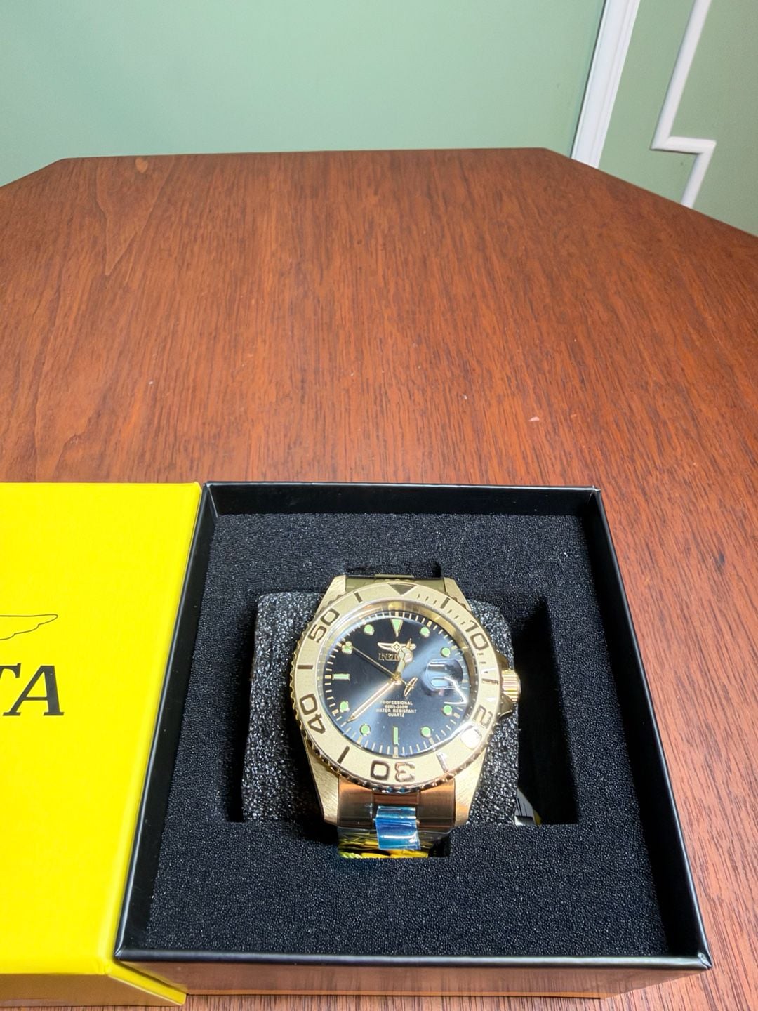 Invicta Pro Diver Watch 43 mm Gold Tone Quartz 2