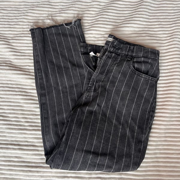 PacSun High Rise Stripe Wide Leg Jeans Size 27 Black White Pinstripe