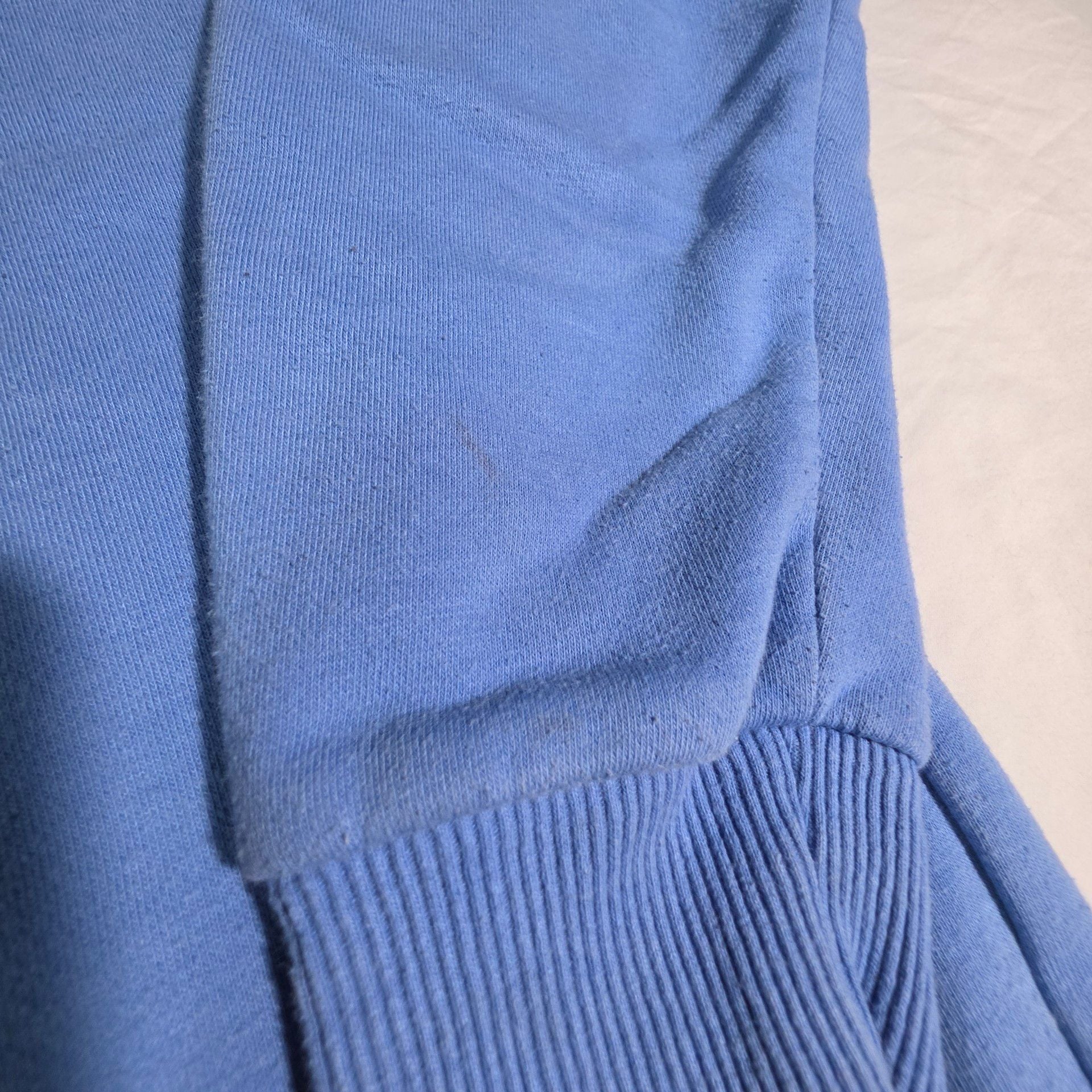 Disney Princess Cinderella Sweatshirt Size MD Blue Movie Poster 7