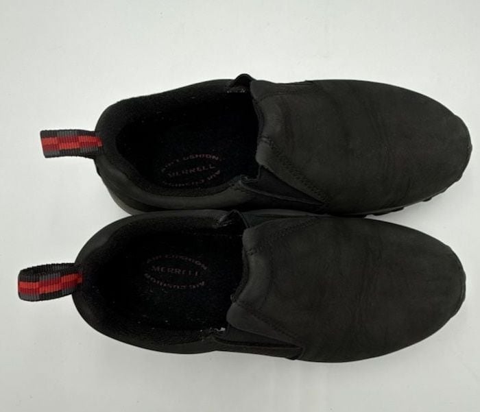 Merrell Jungle Moc Nubuck Black Slip On Hiking Shoes
Size 6.5 W
#874 10