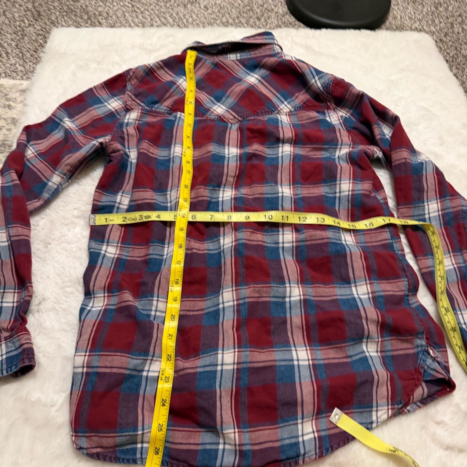 American Eagle Outfitters Plaid Button Down Shirt Red Blue 9