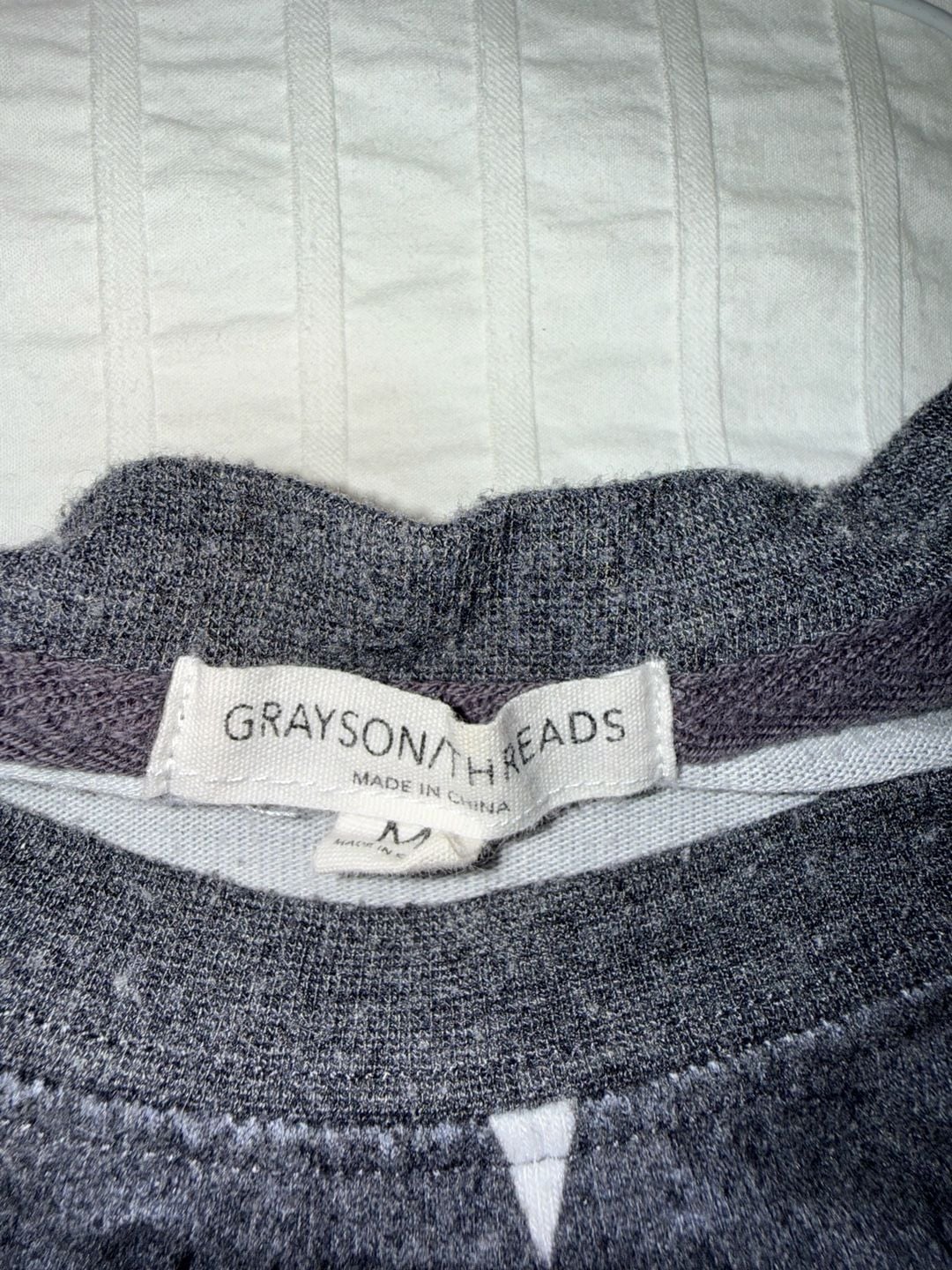 Grayson Threads Star Print Sweatshirt Size M Gray White 4