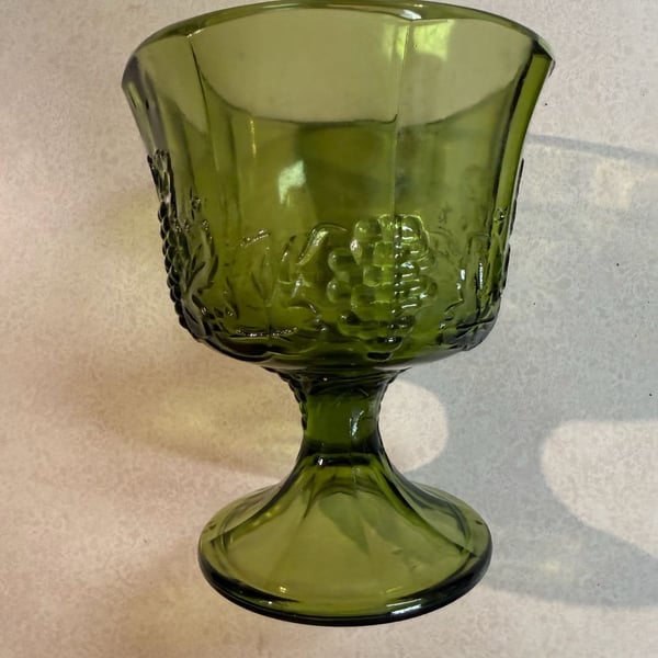 Indiana Glass Harvest Grape Avocado Green Pedestal Compote Dish