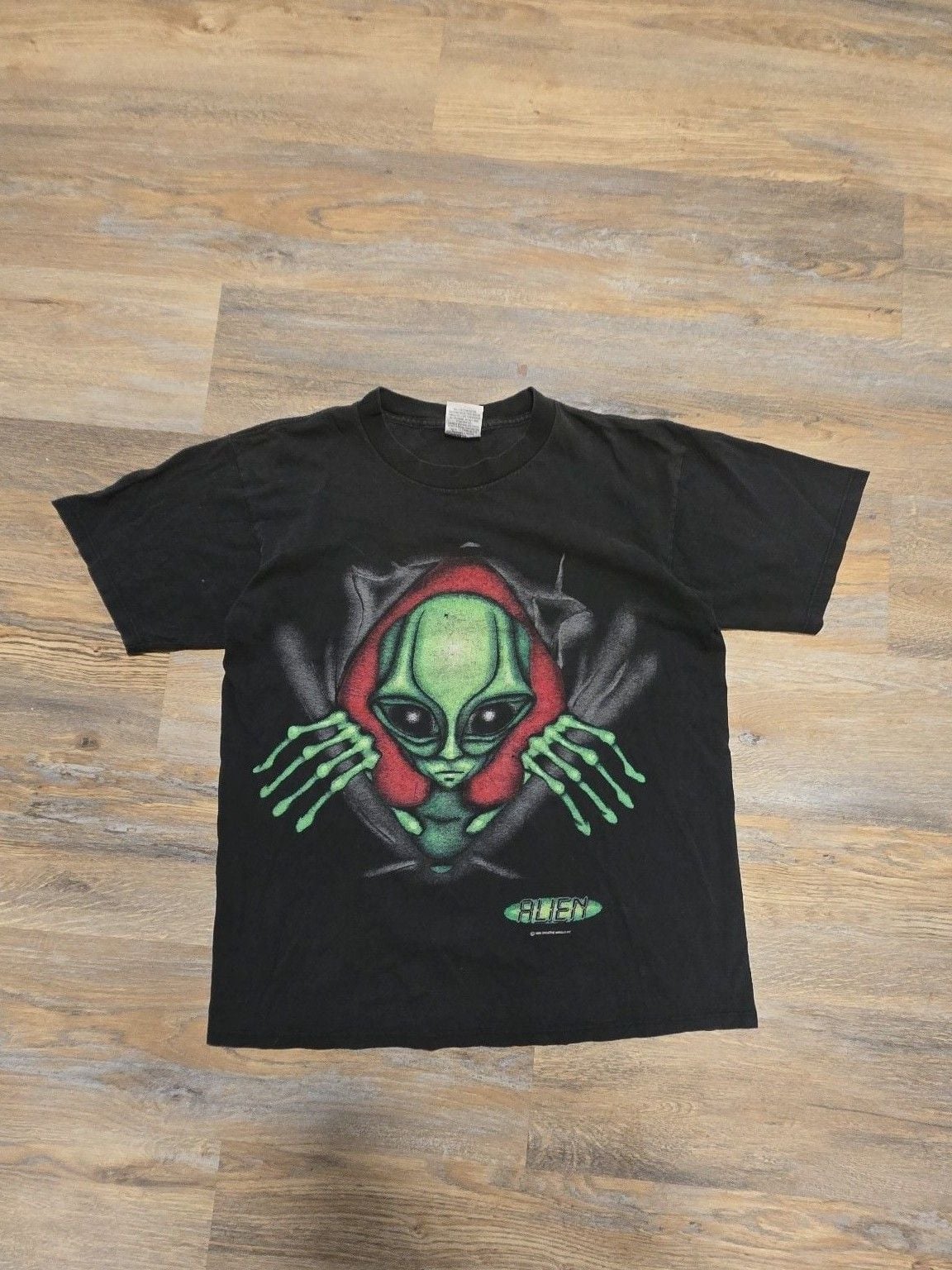 90s Alien T-Shirt Size L Black Alien Green Alien Graphic T-Shirt 2