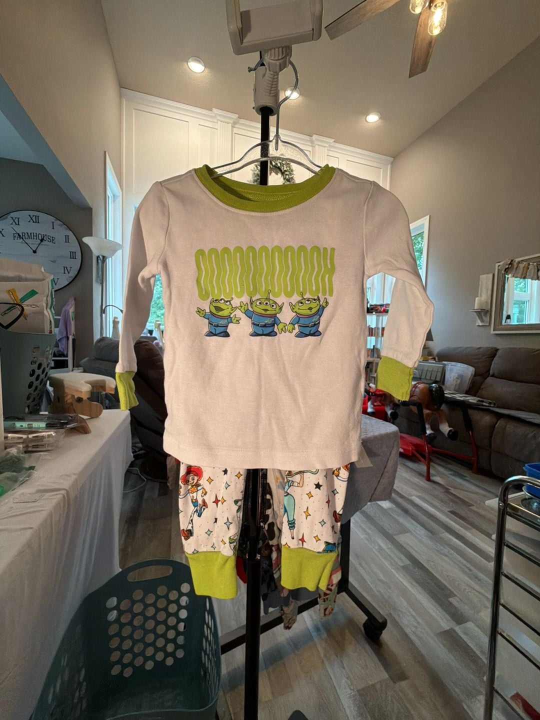 Old Navy Pixar Toy Story Long Sleeve T-Shirt Size 12-18M White Green 1