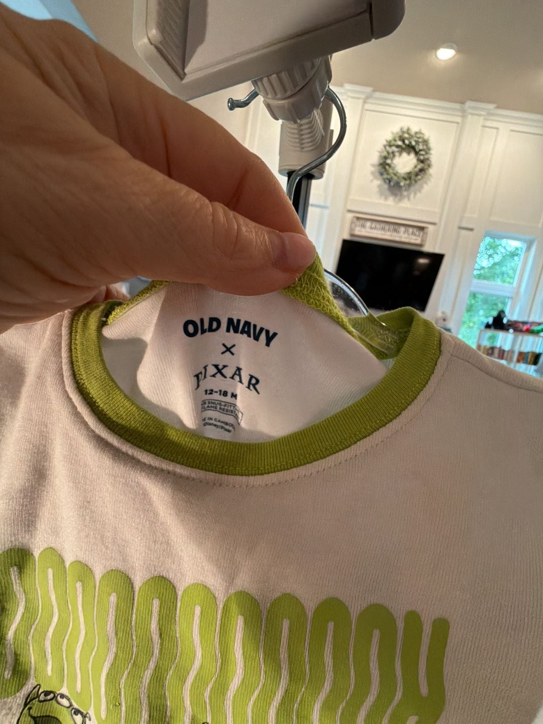 Old Navy Pixar Toy Story Long Sleeve T-Shirt Size 12-18M White Green 2