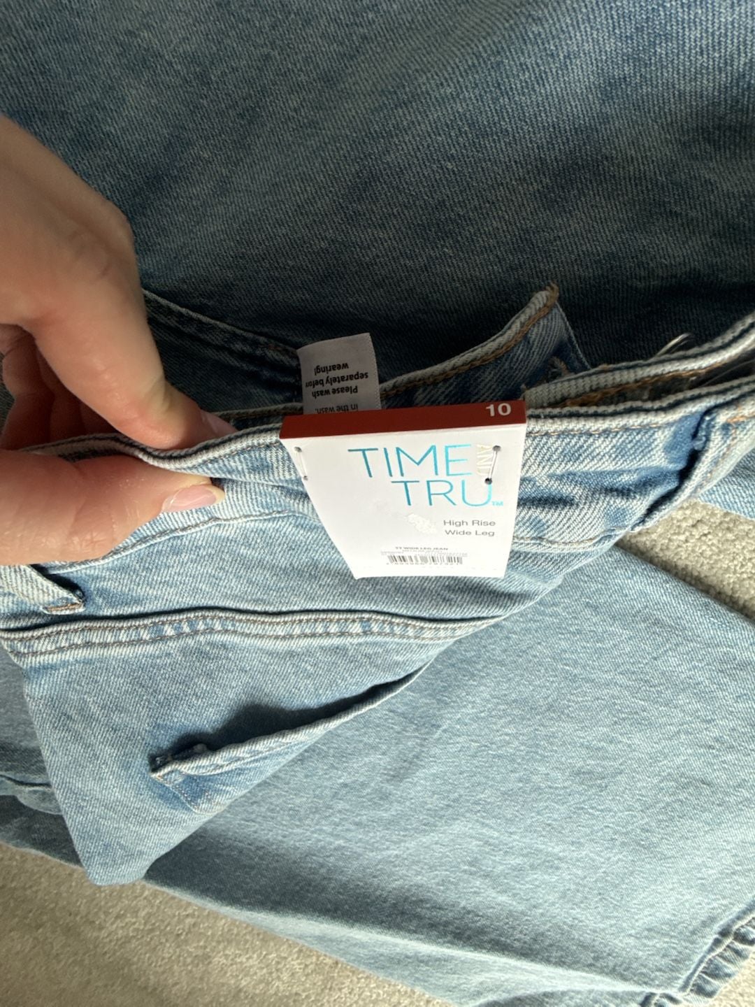 Time and Tru High Rise Wide Leg Jeans Size 10 Light Wash 2