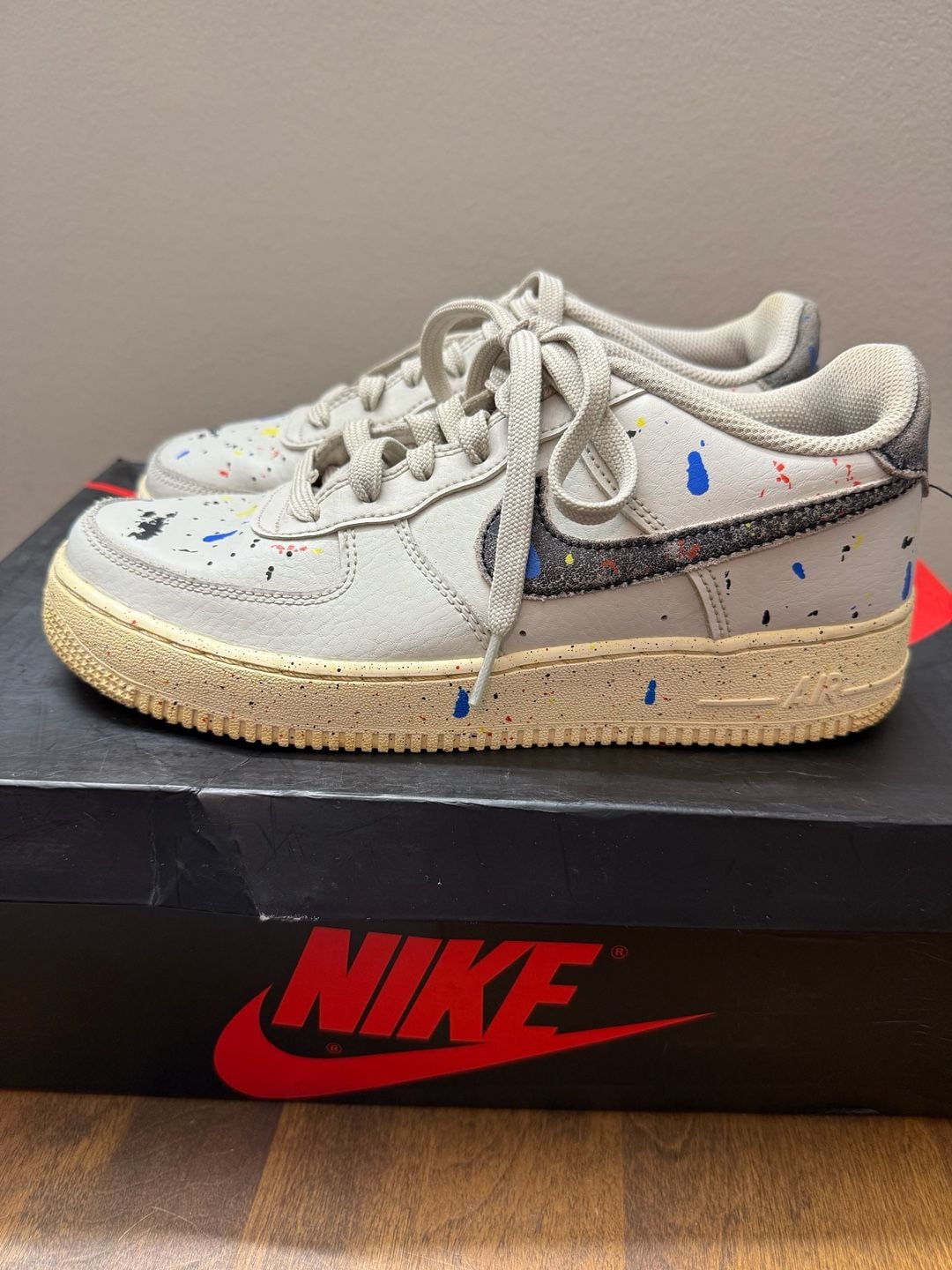Nike Air Force 1 LV8 Paint Splatter 2