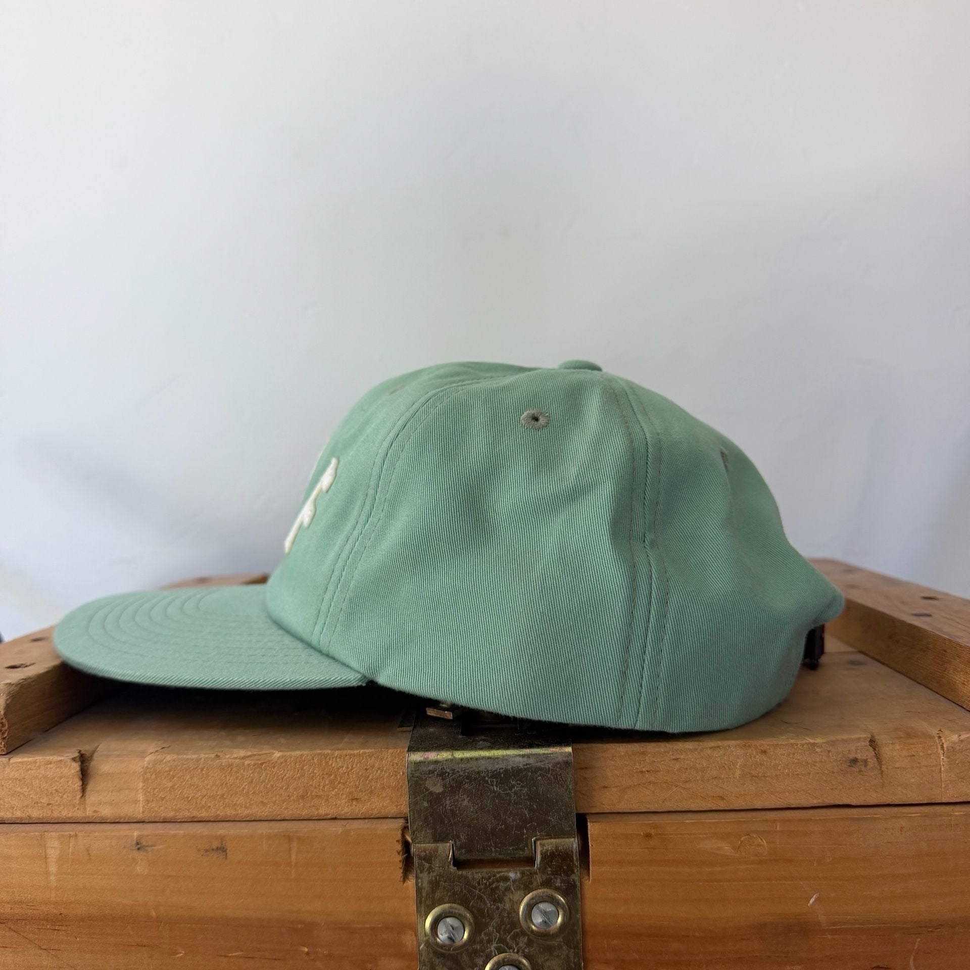 Rare HUF Mint Green Leather Toggle Hat - OSFM 4