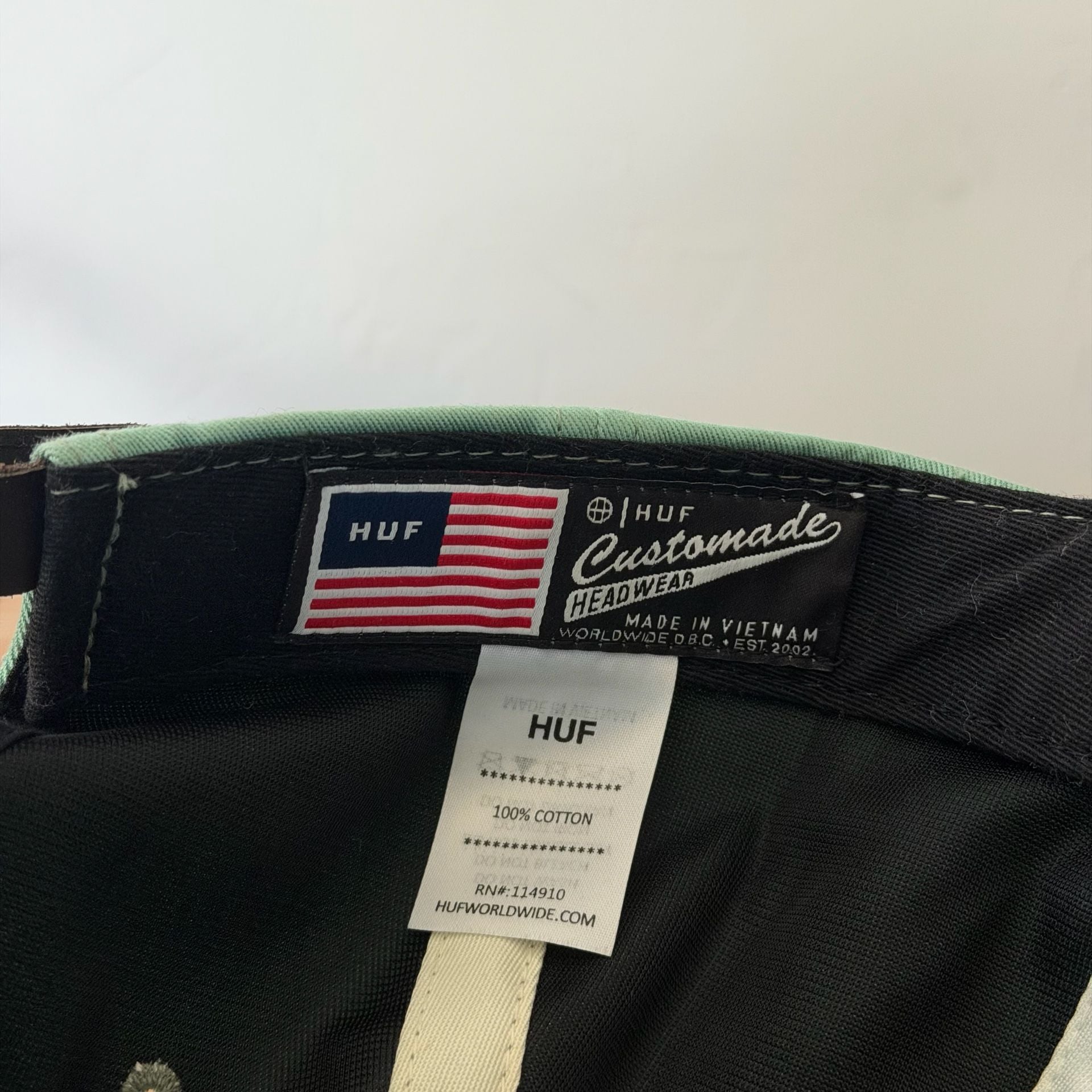 Rare HUF Mint Green Leather Toggle Hat - OSFM 8