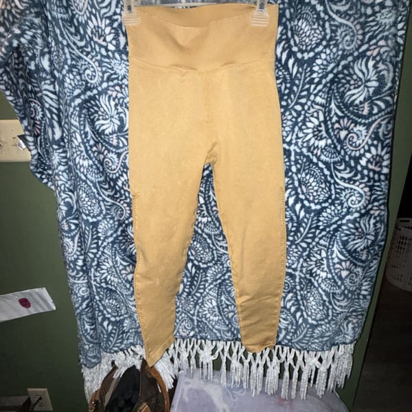 Aerie Offline Mustard Yellow High Waisted Yoga Leggings Size M