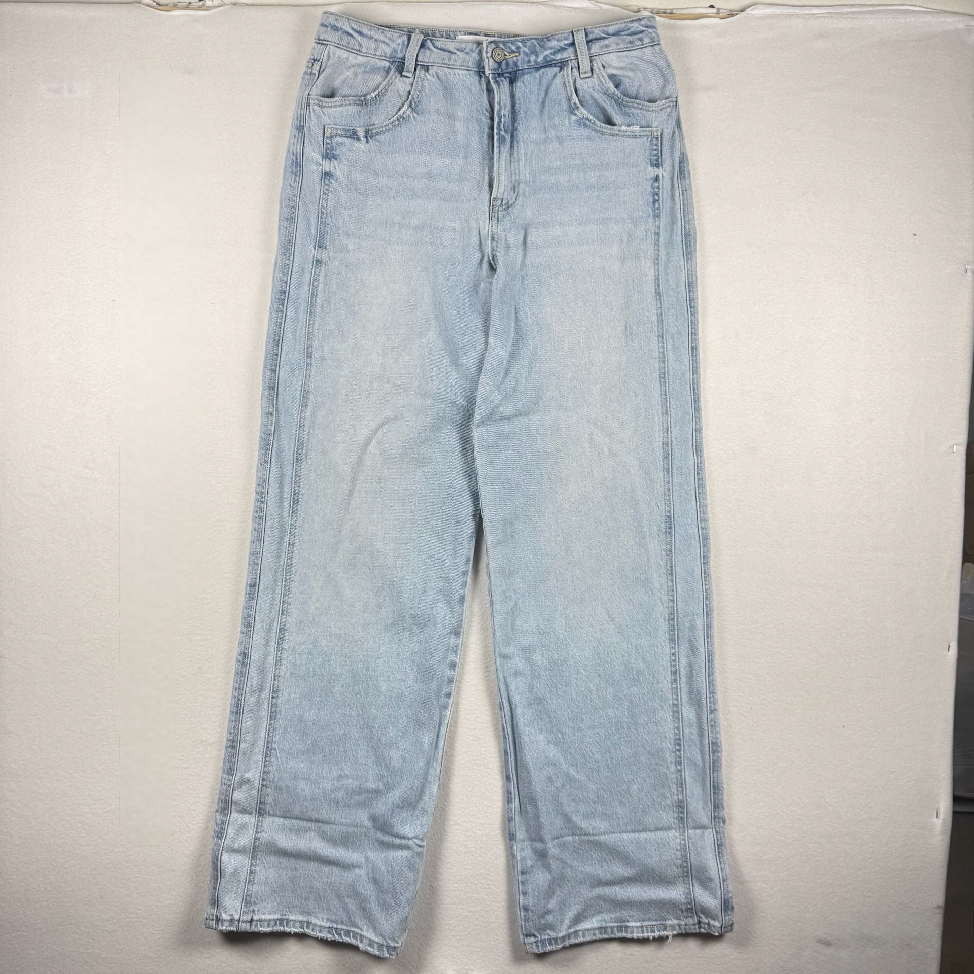 Vervet Blue Light Wash Wide Leg Jeans Size 28 2