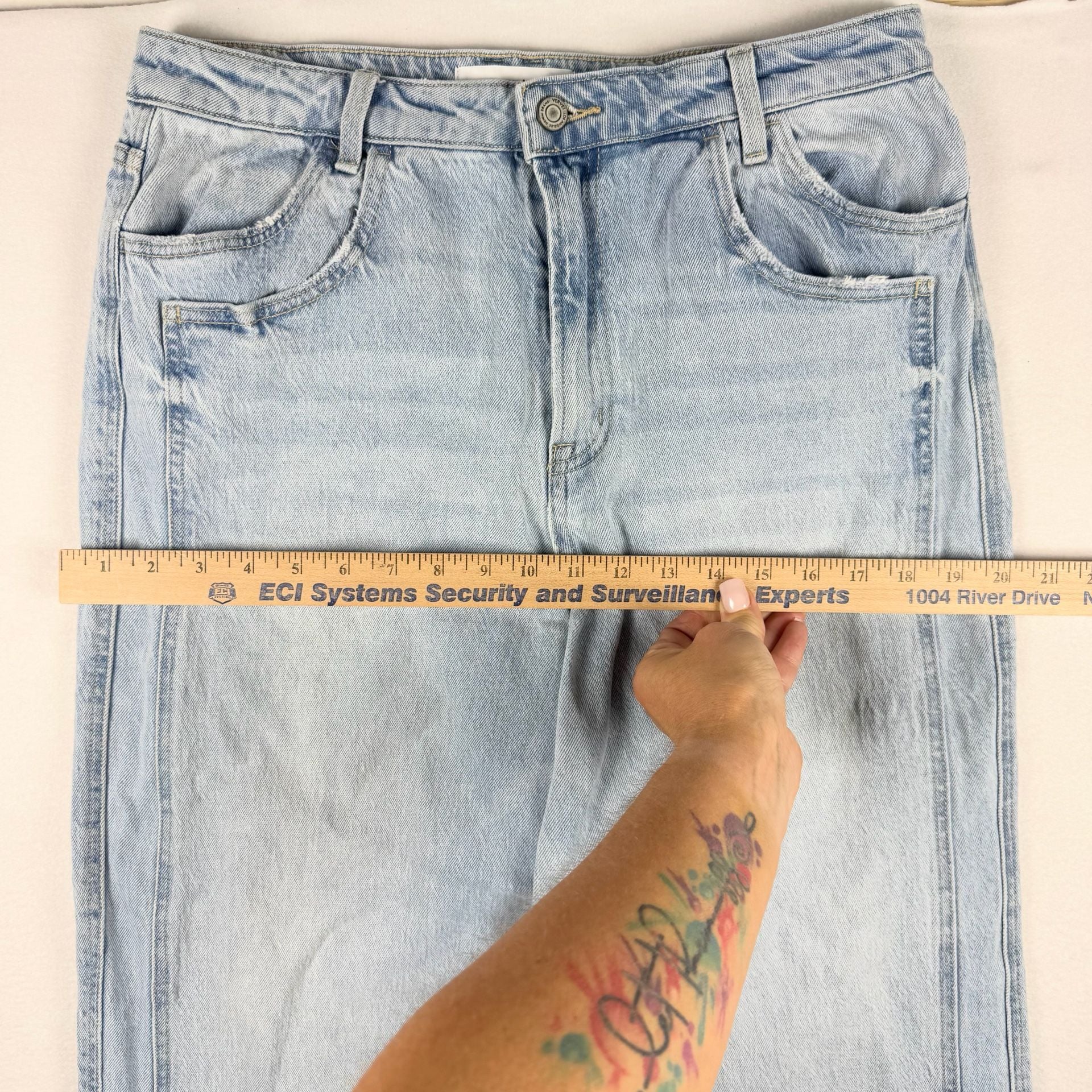 Vervet Blue Light Wash Wide Leg Jeans Size 28 3