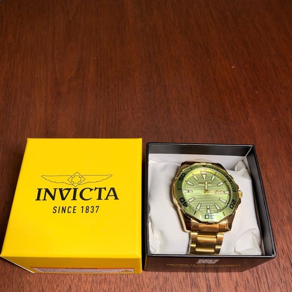 Invicta Diver Meridian Men's Watch 46mm Gold Tone Green Dial