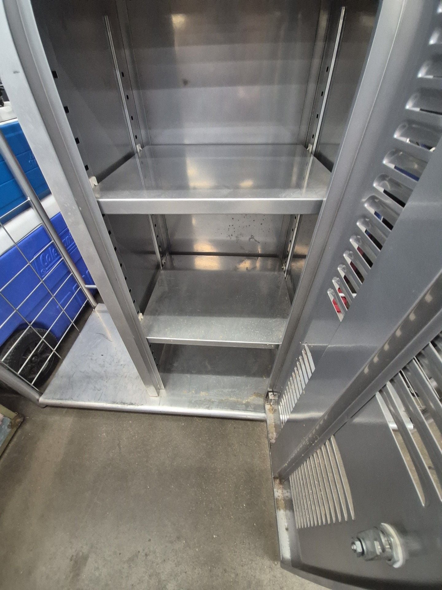 TravisMathew Branded Metal Locker Display Storage Unit 9