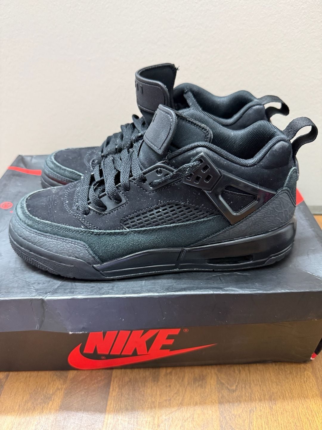 Nike Air Jordan 4 Retro Black Cat Youth Size 6.5Y 2