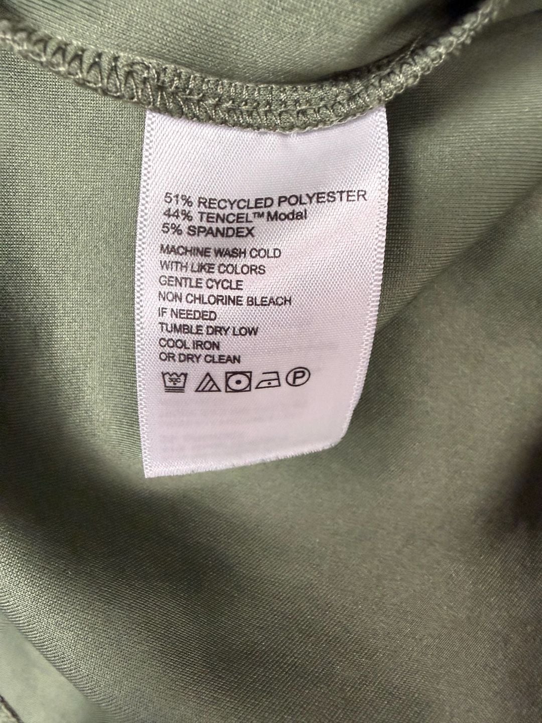 Tommy Bahama Green Johnny Collar Long Sleeve Pullover Top Size M 11