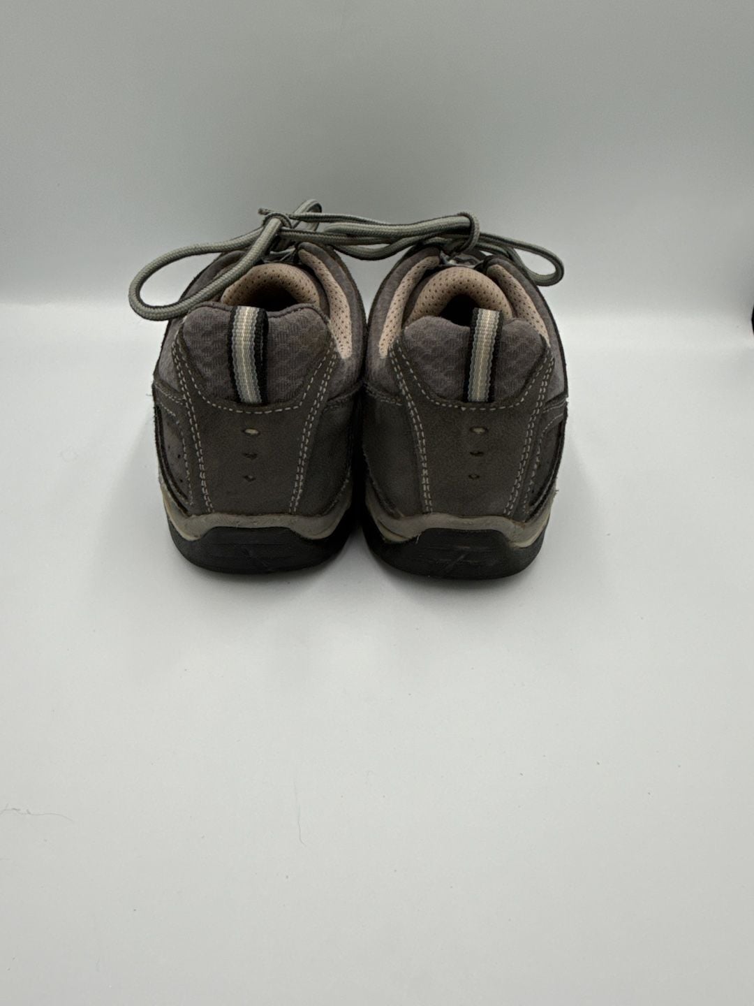 Asolo Men's Hiking Shoes Gray Vibram Soles
Size 10.5
#875
6