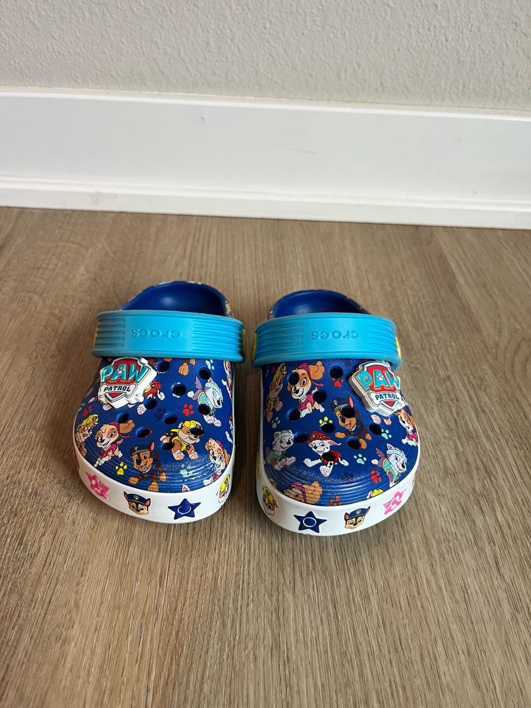 Crocs,Toddler Paw Patrol Clogs, Jibbetz, All Over Print, Blue/Multi, Slip Ons,6C 3