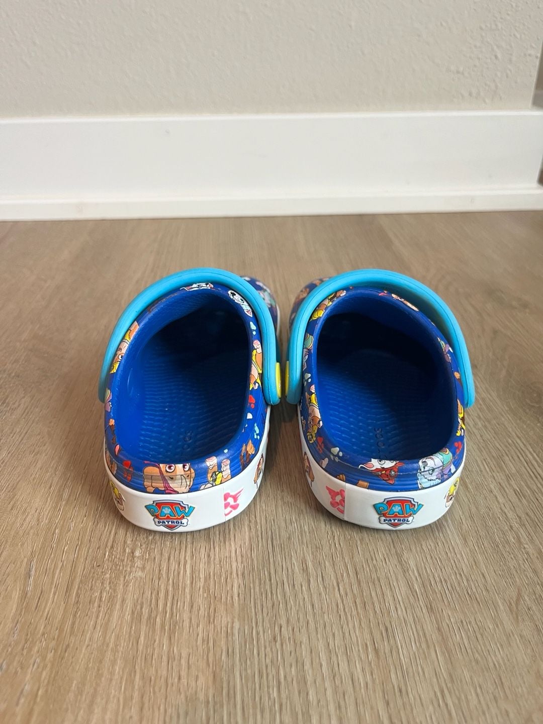 Crocs,Toddler Paw Patrol Clogs, Jibbetz, All Over Print, Blue/Multi, Slip Ons,6C 6
