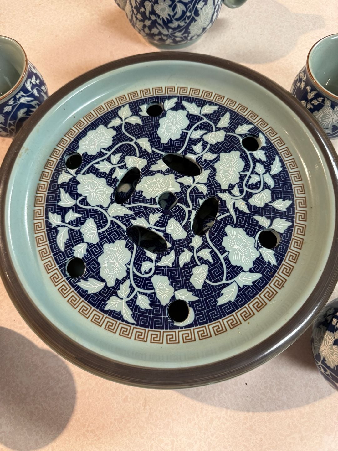 Ruyao Blue and White Floral Ceramic Tea Set with Serving Tray 3