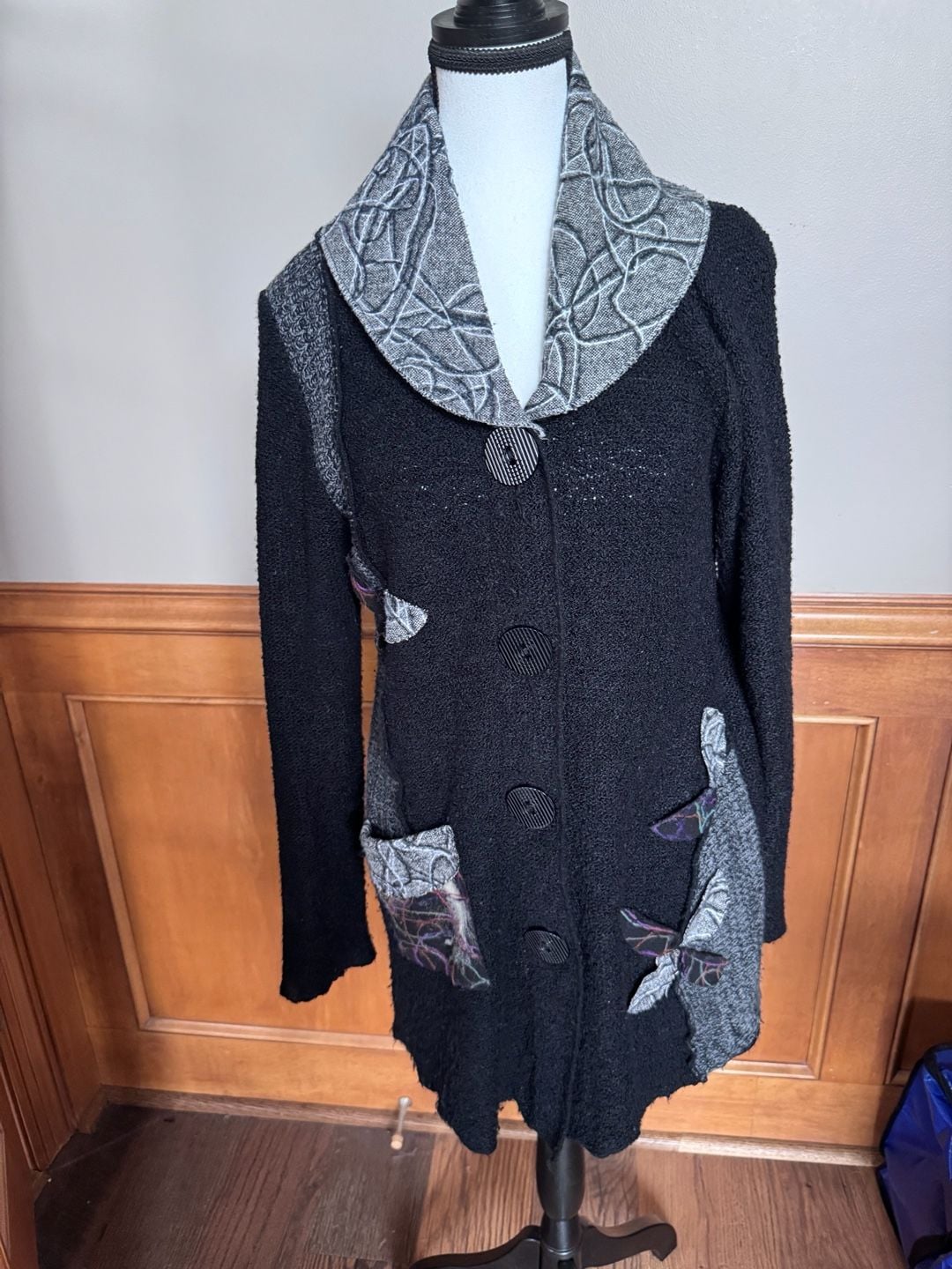 Vandana Women’s Large Black Patchwork Art Sweater Cardigan – Long Tunic 2