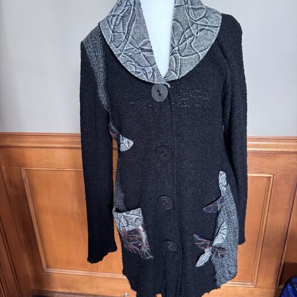 Vandana Women’s Large Black Patchwork Art Sweater Cardigan – Long Tunic