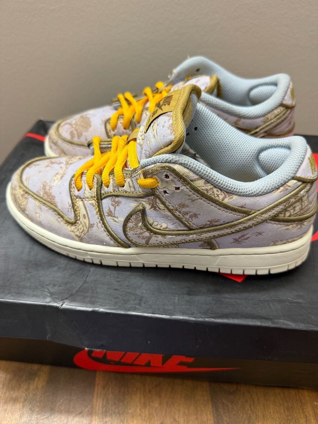 Nike SB Dunk Low Pro Pastoral Print Size 5Y Multicolor Sneakers 4
