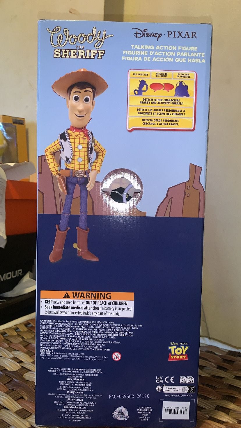 Disney Woody The Sheriff Talking Action Figure Toy Story 3