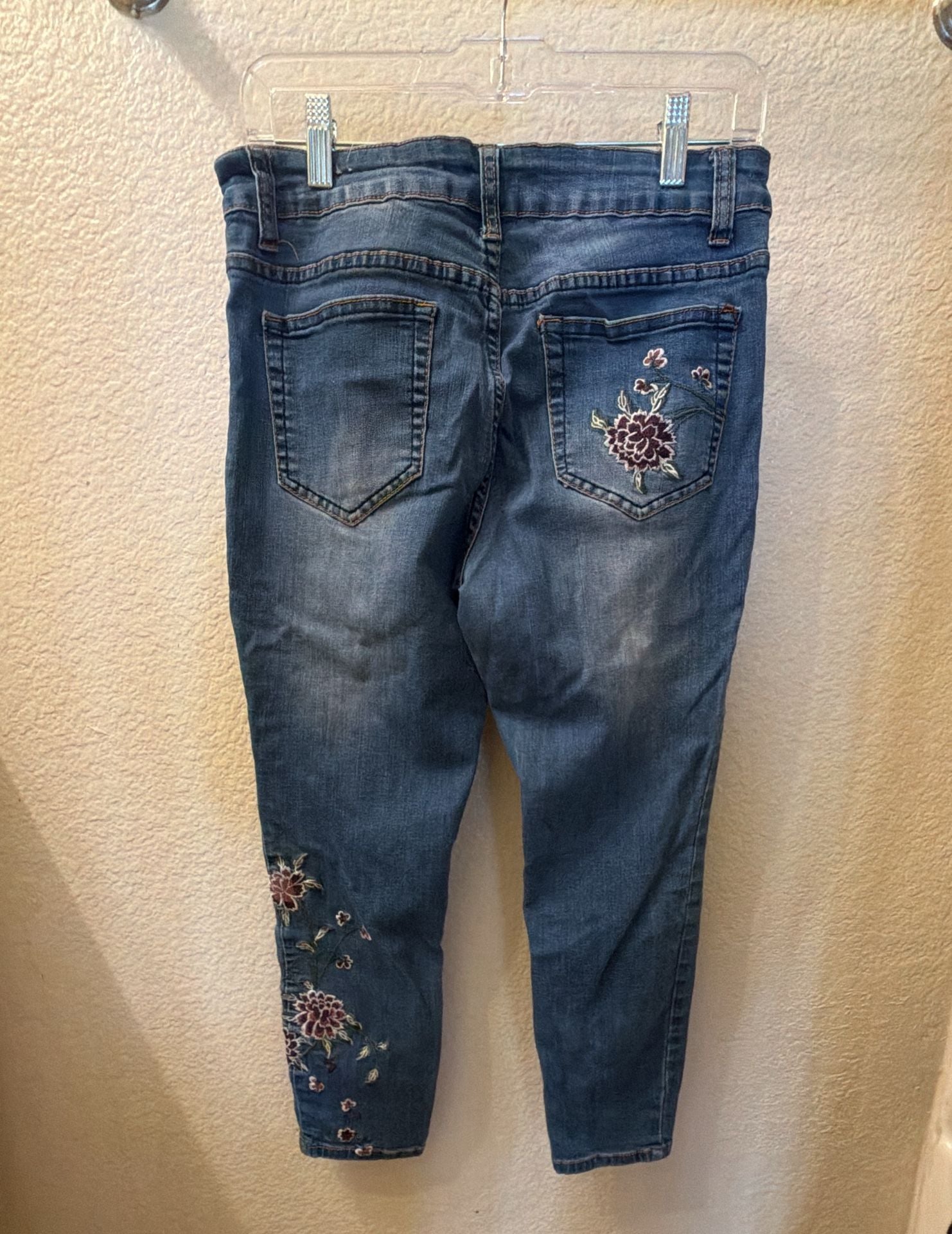 Sandpiper Floral Embroidered Denim Jeans Size 8P Blue 7
