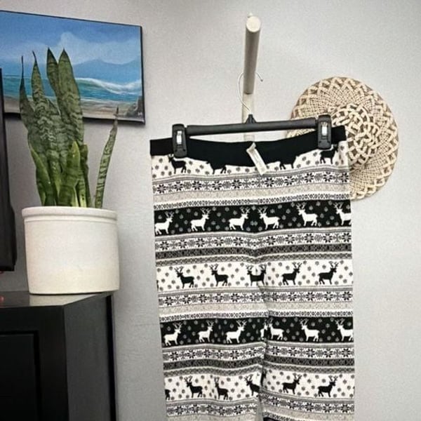Bethany Mota Fair Isle Reindeer Leggings Size M Black White Christmas