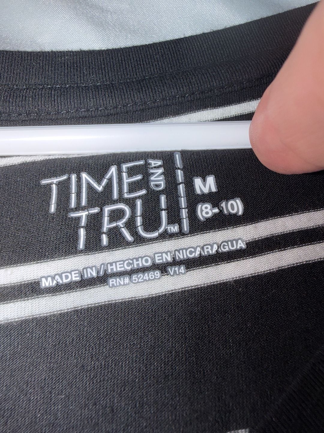 Time And Tru Striped V-Neck T-Shirt Size M (8-10) Black White Short Sleeve 4