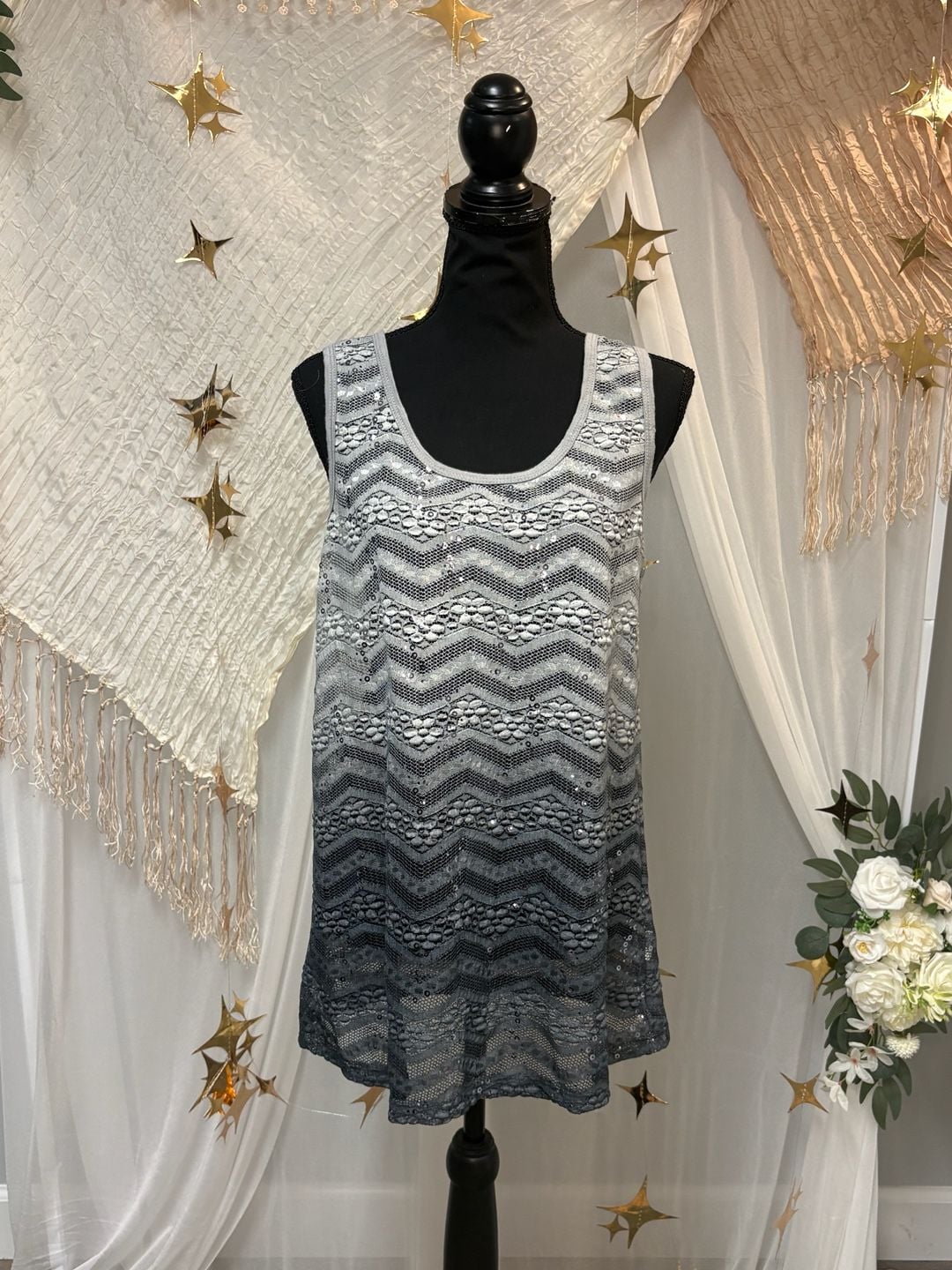 BKE Gray Ombré Lace Sequin Tank Top XL | Chevron Lace Boho Y2K Layering Tank 2