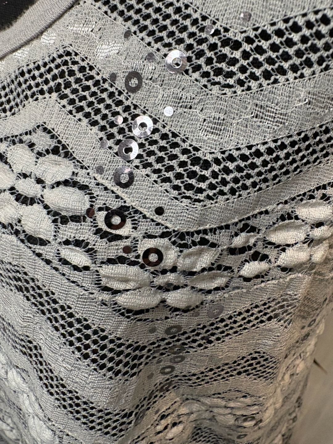 BKE Gray Ombré Lace Sequin Tank Top XL | Chevron Lace Boho Y2K Layering Tank 7