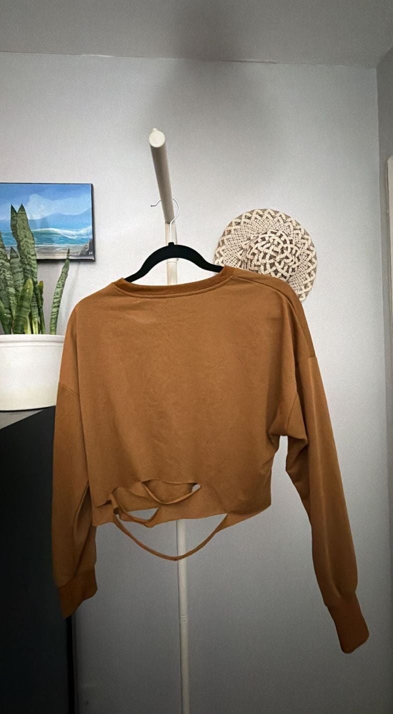 New Long Sleeve Crop T Shirt Distressed Ripped Cut Out Pure Color Casual Style 3