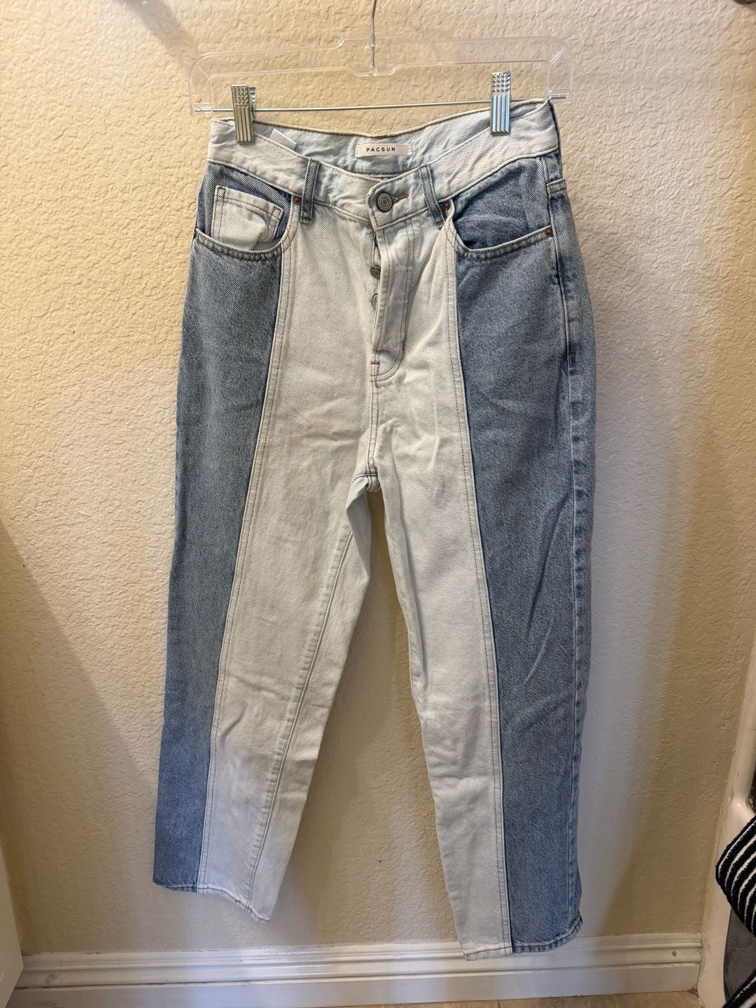 PacSun Two Tone High Rise Straight Cut Jeans Size 26 Light Wash Denim 2
