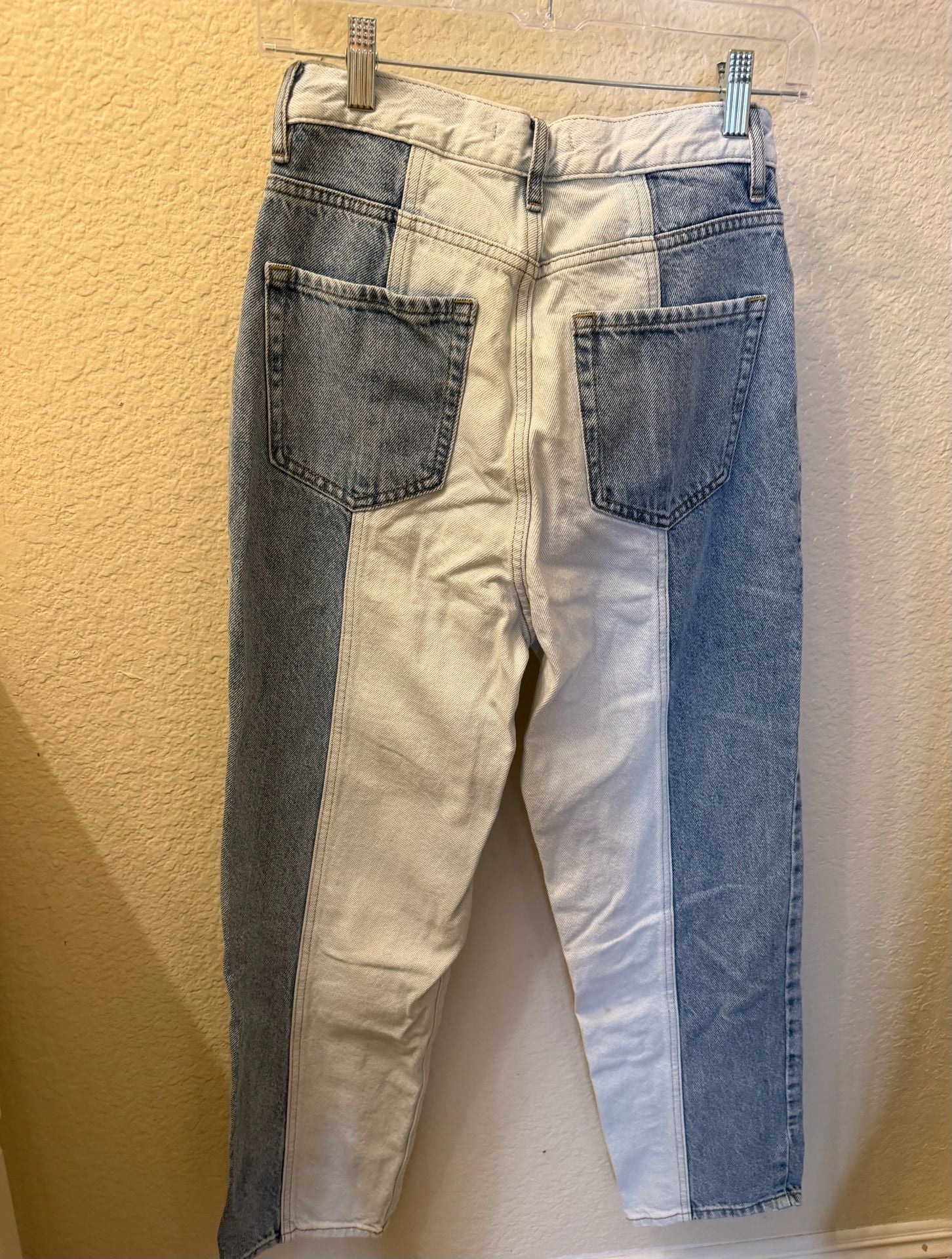 PacSun Two Tone High Rise Straight Cut Jeans Size 26 Light Wash Denim 3