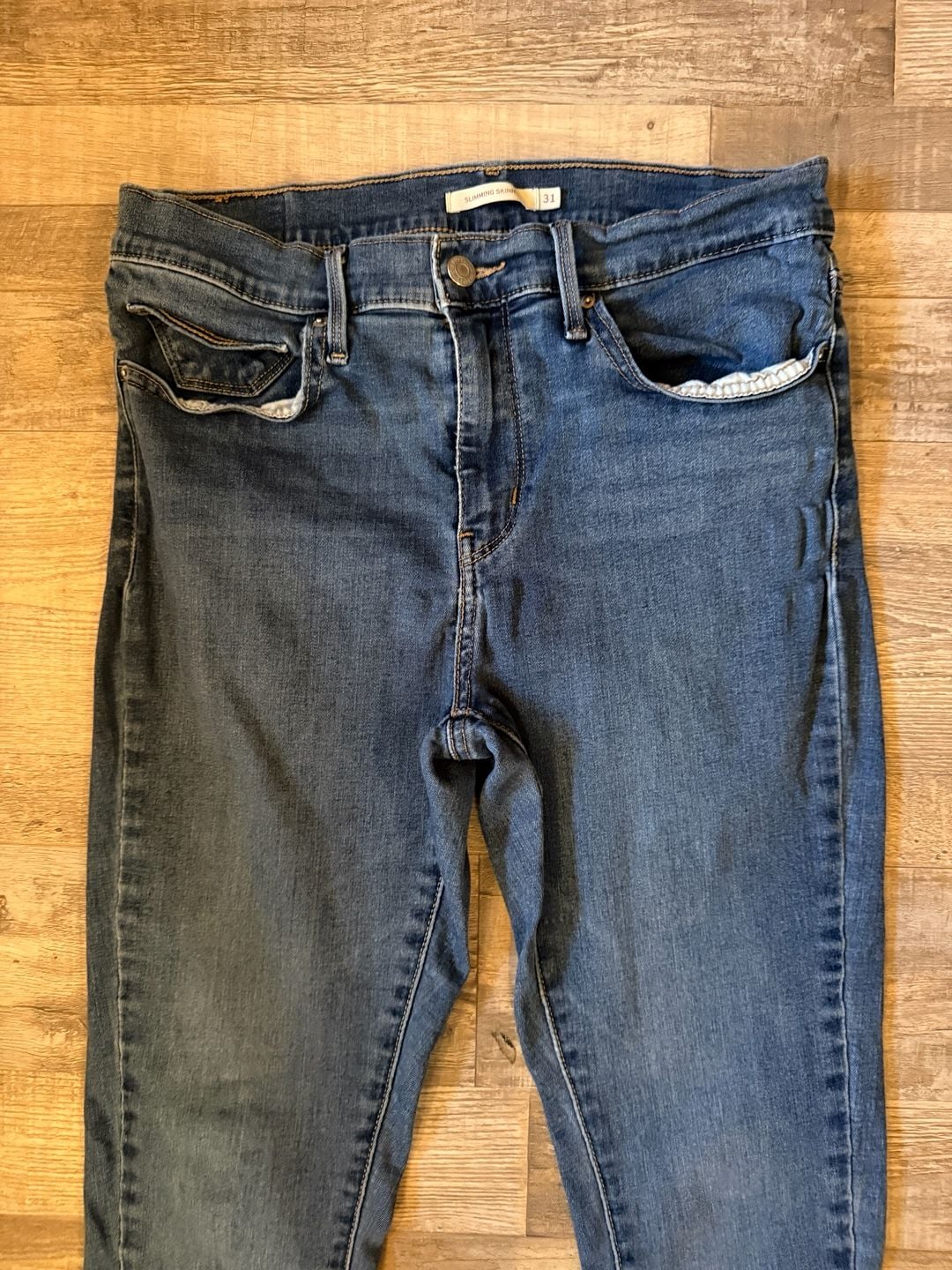  Levi’s Slimming Skinny Denim Women's Jeans - Dark Wash size 31 7