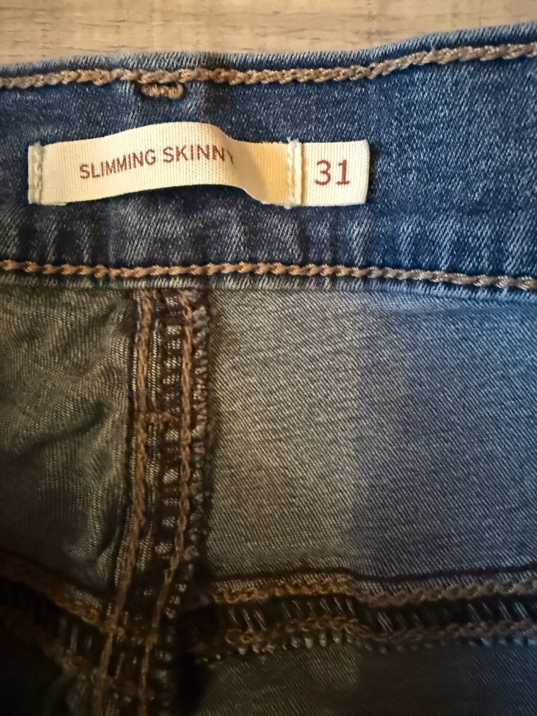  Levi’s Slimming Skinny Denim Women's Jeans - Dark Wash size 31 8