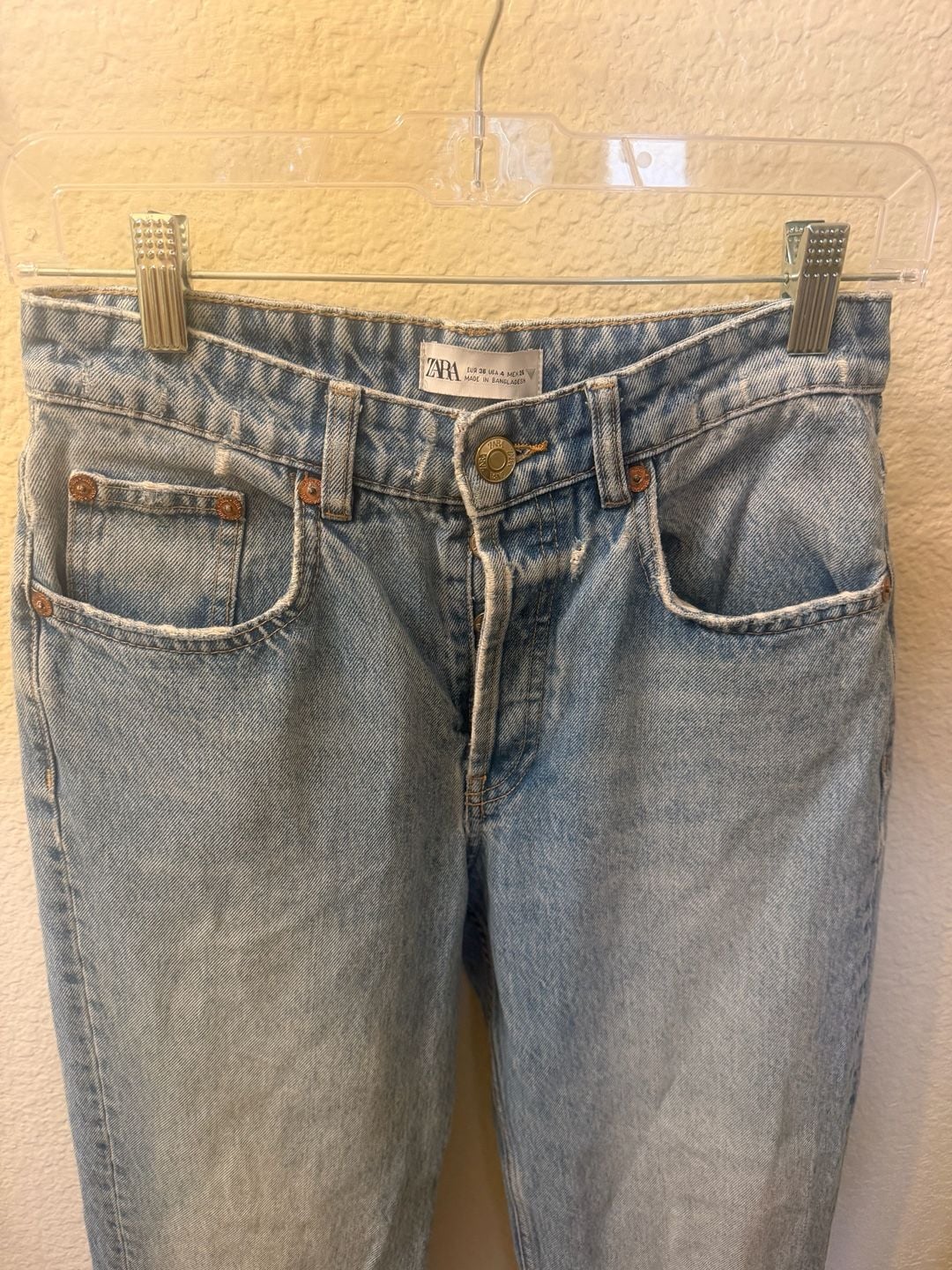 Zara Light Blue Distressed Raw Hem Cropped Straight Leg Jeans Size 4 4